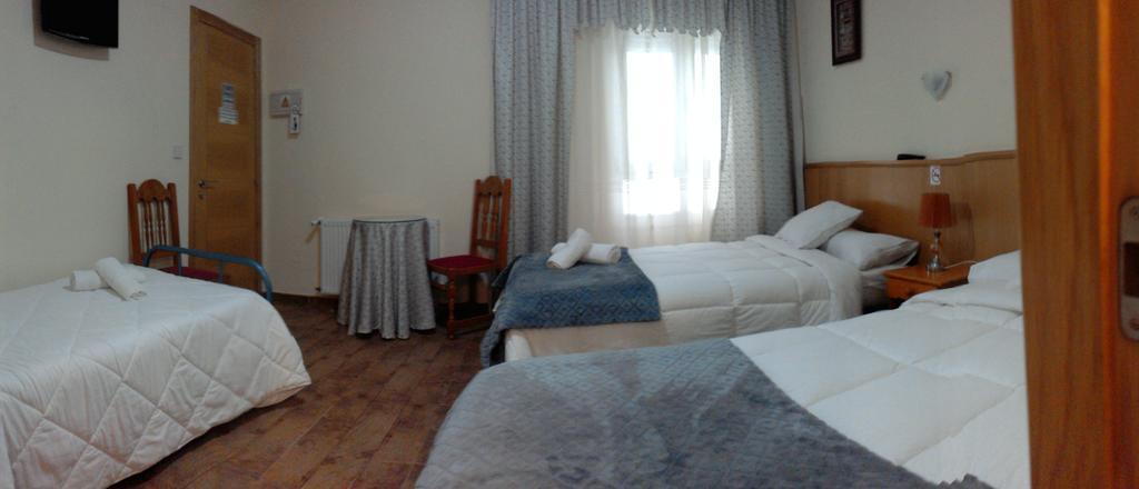 Hostal Ponte Dos Santos Ribadeo Eksteriør bilde